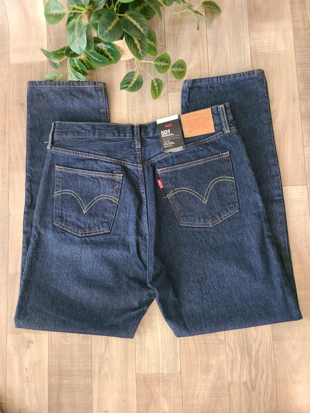 Levis 501 Original Jeans Dark Wash Size 32 X 30 - Picture 4 of 10